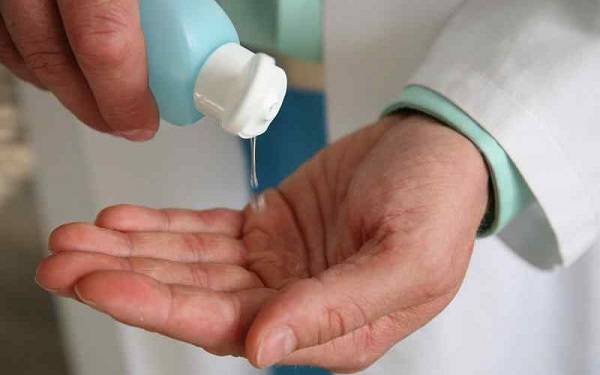 Chọn dung dịch rửa tay để phòng ngừa dịch cúm Corona 4