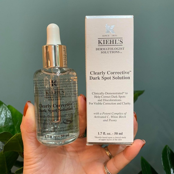 Kiehl's Clearly Corrective Dark Spot Solution review 1