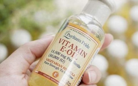 Vitamin E-Oil 30000IU có tốt không? Làn da nào phù hợp