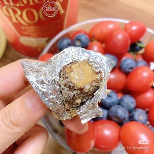 keo-socola-hanh-nhan-almond-roca-co-ngon-khong